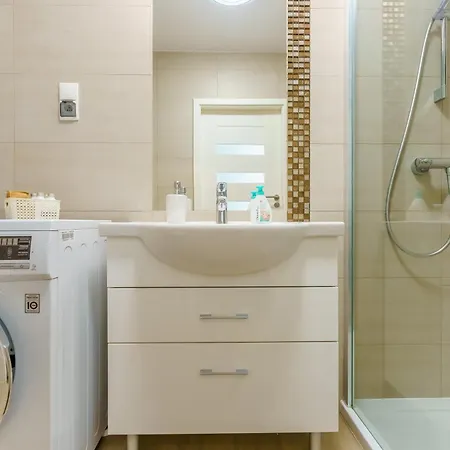 Solna 11a/404 Apartment *